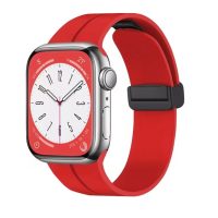 eses Silikonový řemínek pro Apple Watch - Magnetický červený L - 42 mm, 44 mm, 45 mm, 49 mm